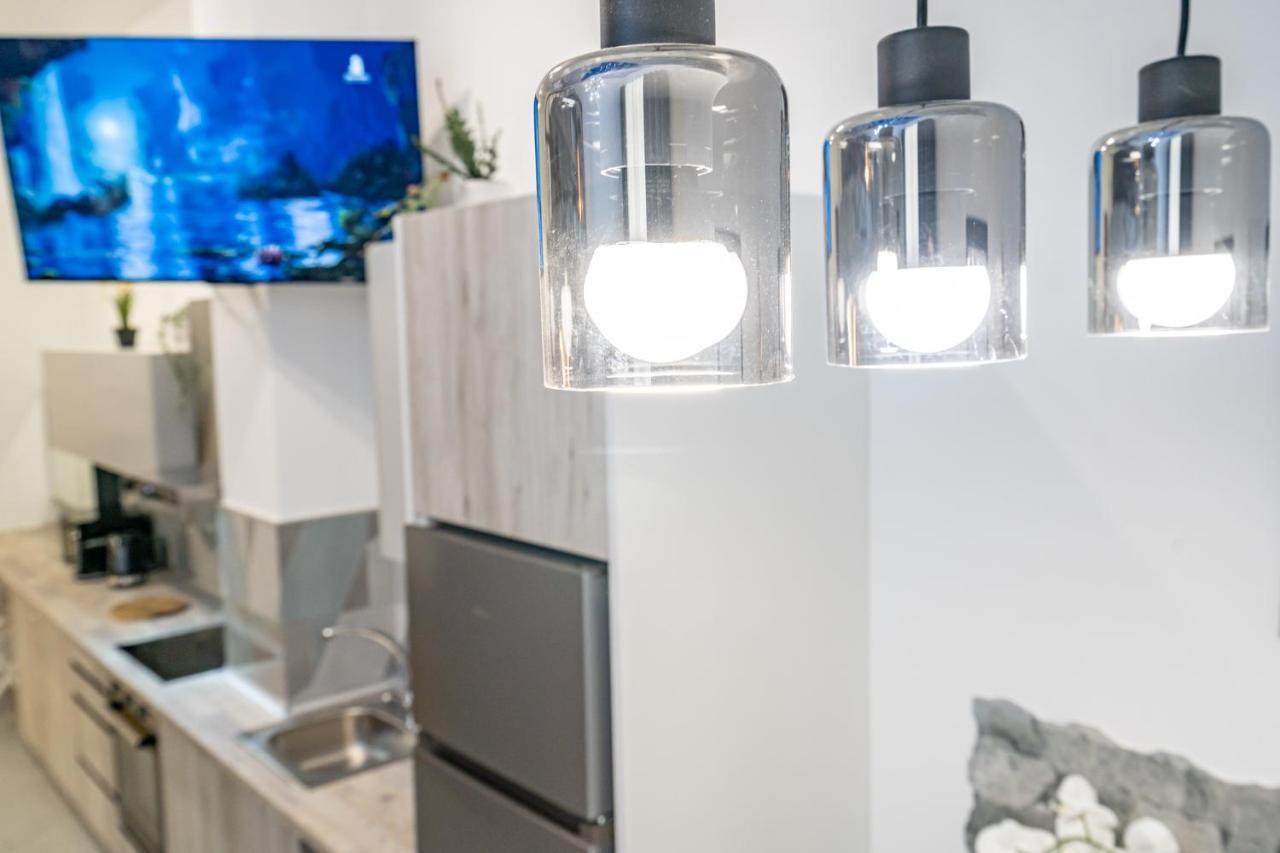 Exquisite Studio Apartment With An Original Design Valencia Eksteriør bilde