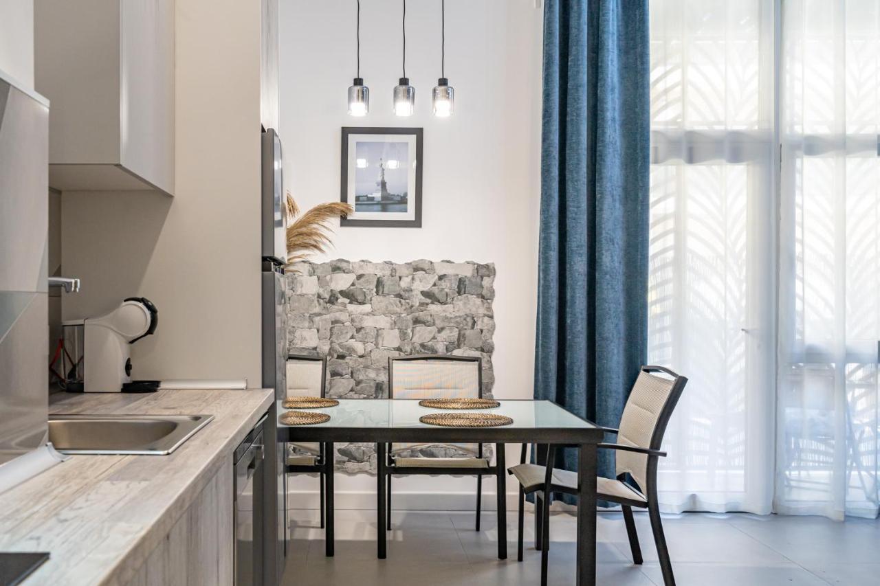Exquisite Studio Apartment With An Original Design Valencia Eksteriør bilde