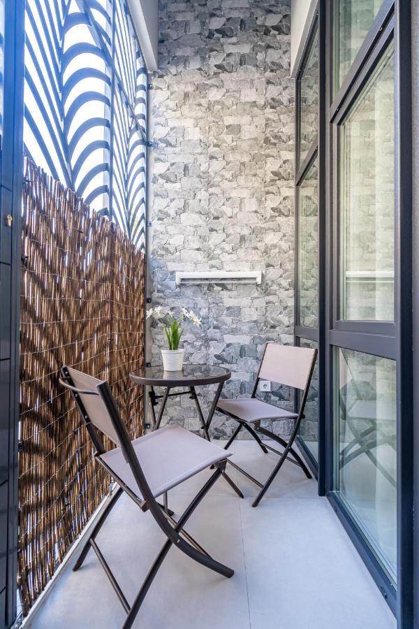 Exquisite Studio Apartment With An Original Design Valencia Eksteriør bilde